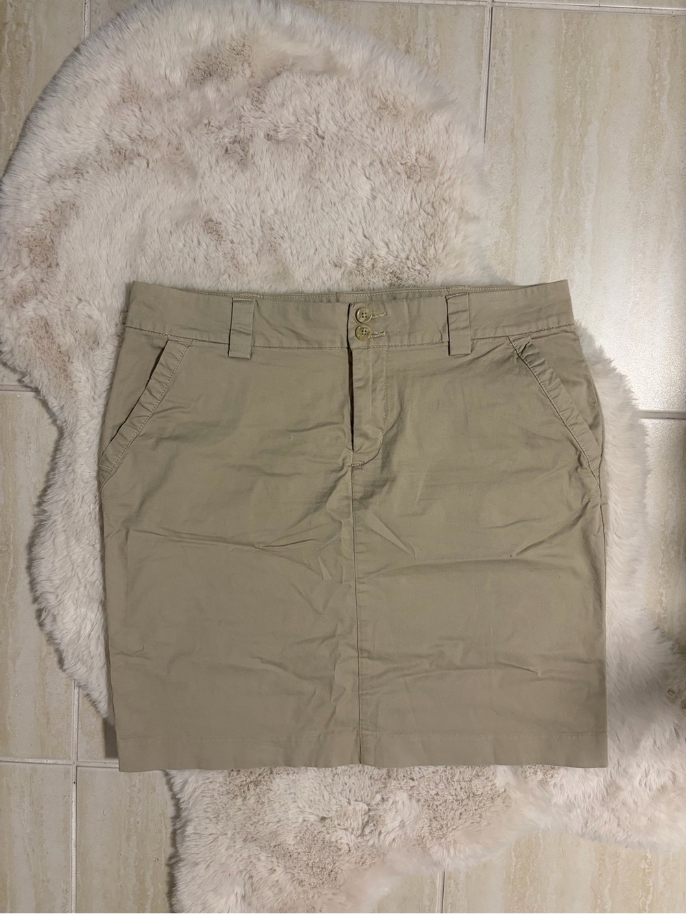 Tommy Hilfiger Beige/Tan Skirt - Size 8